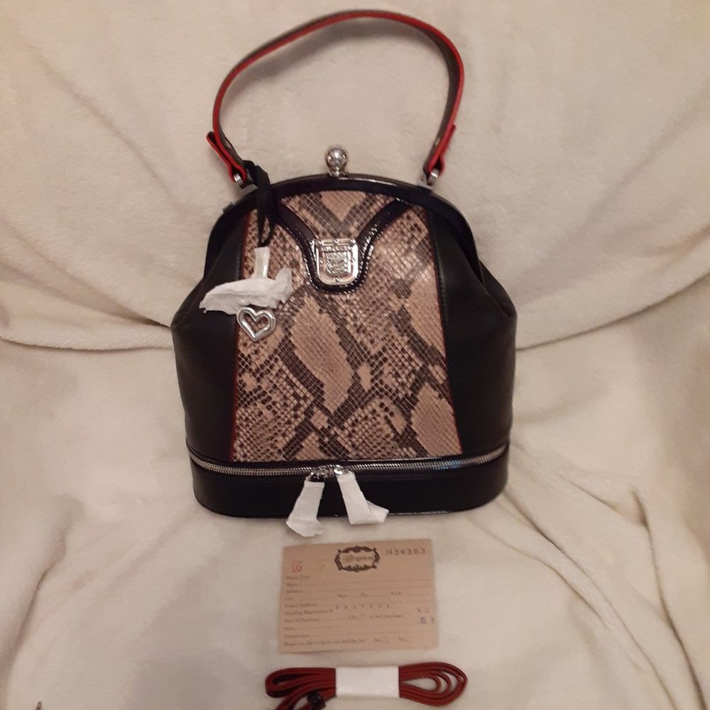 Black Leather Brighton bucket purse